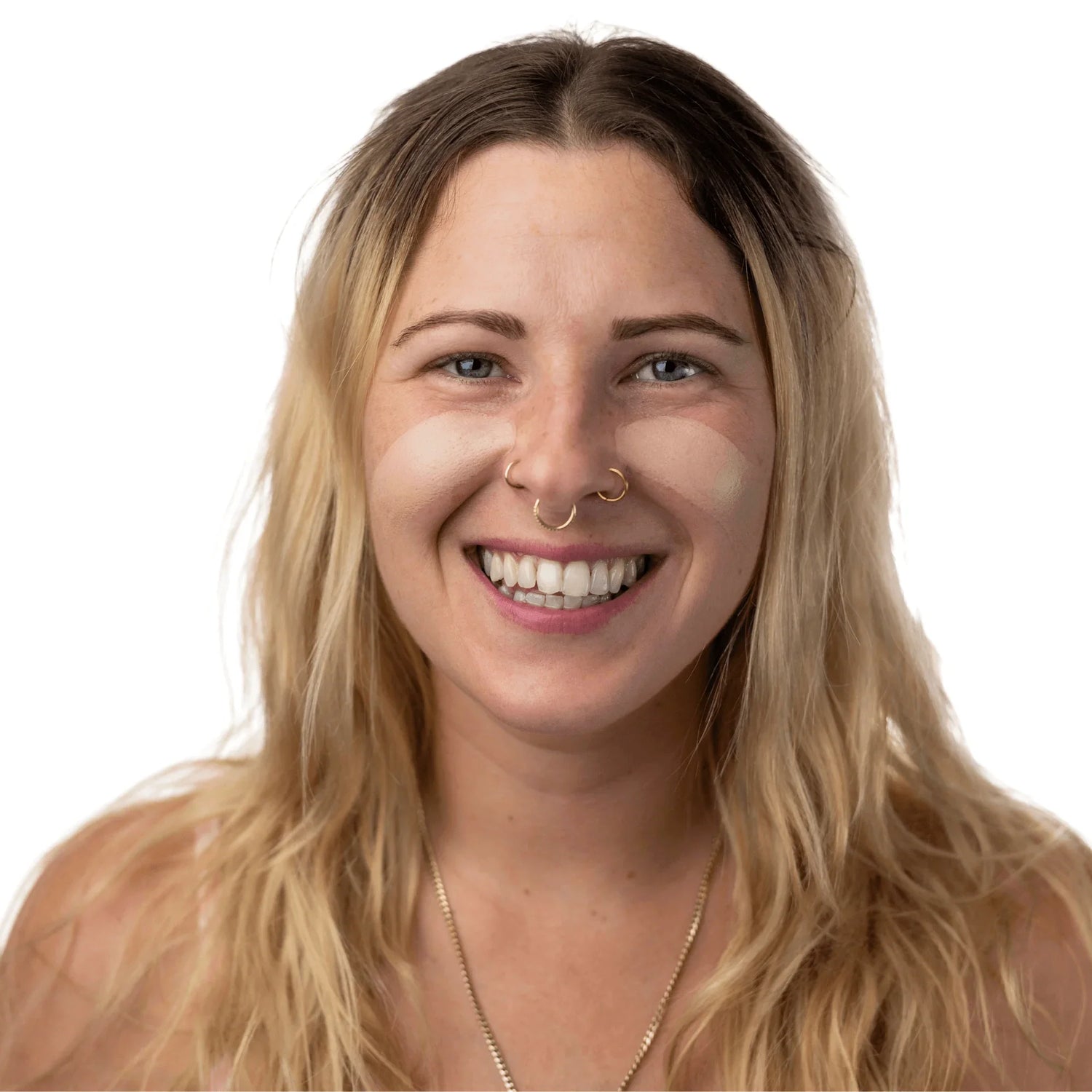 non toxic tinted sunscreen Sun Zapper light skin tone, zinc stick colour